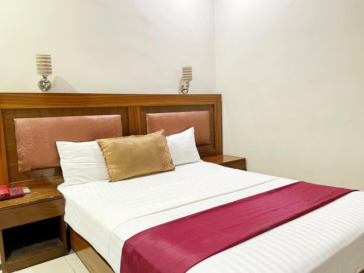 Hotel Multan Ngoại thất bức ảnh