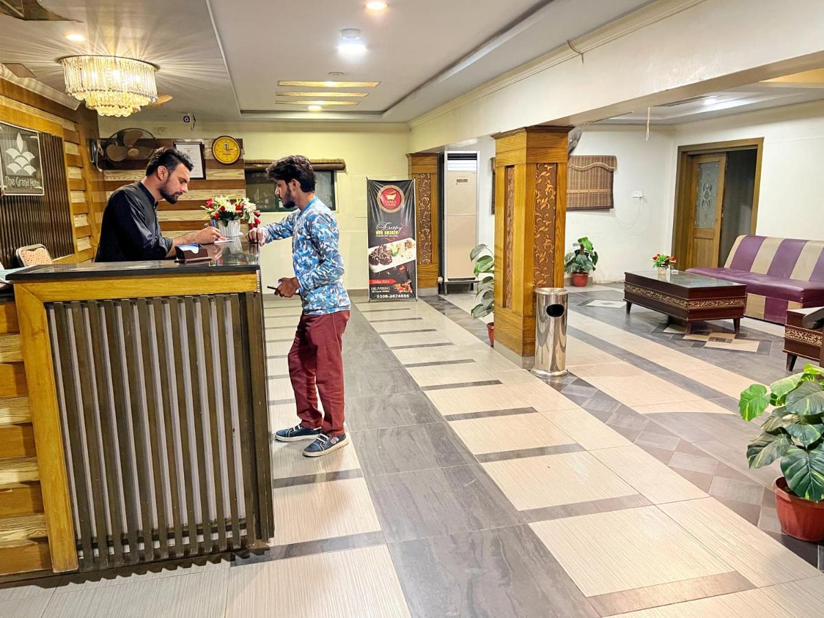 Hotel Multan Ngoại thất bức ảnh