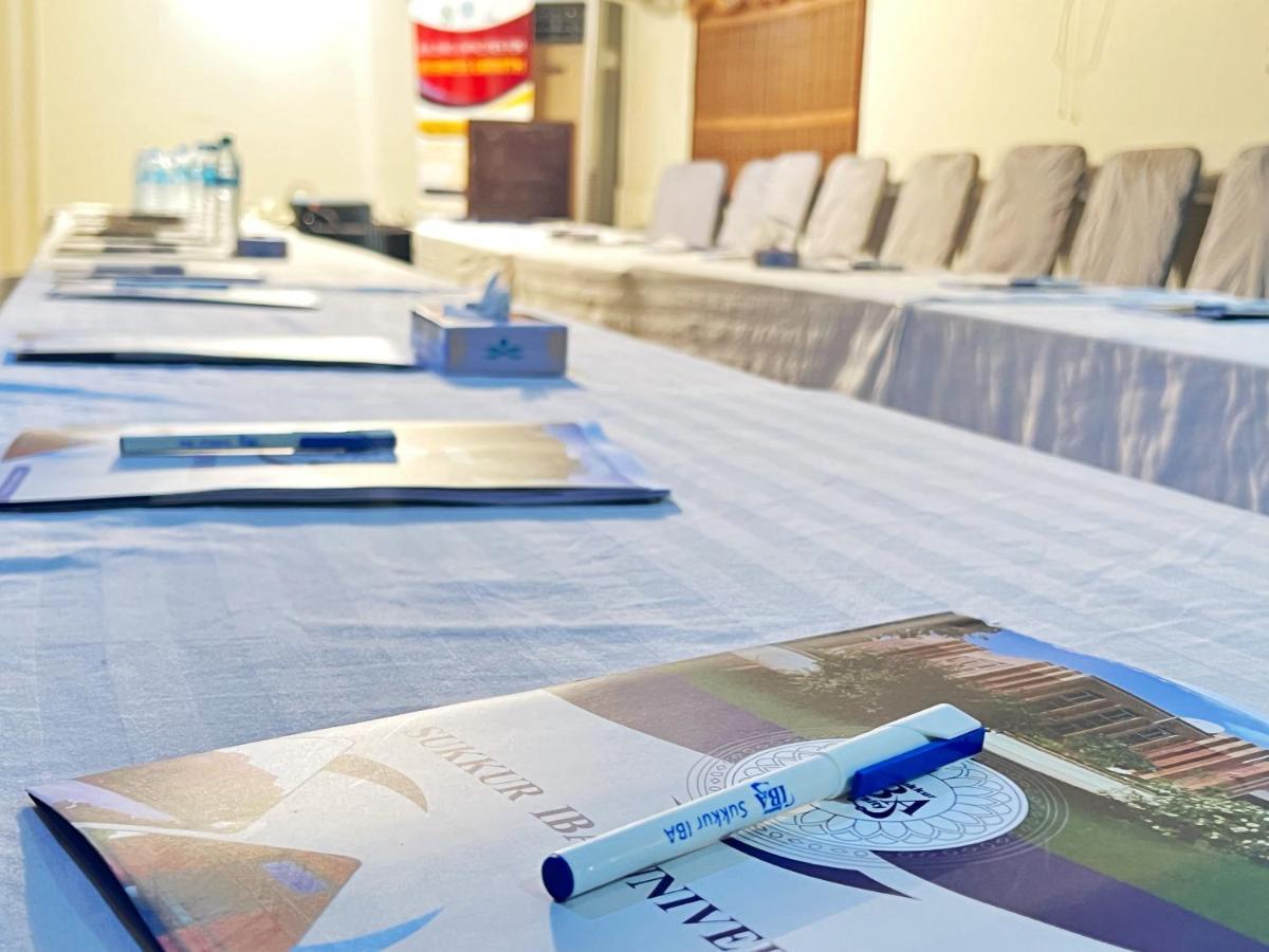 Hotel Multan Ngoại thất bức ảnh