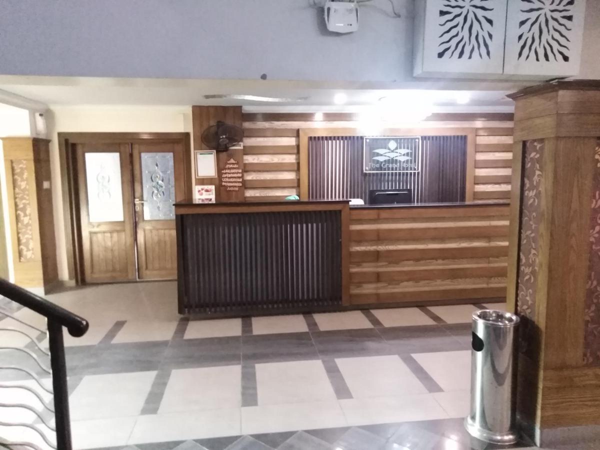 Hotel Multan Ngoại thất bức ảnh