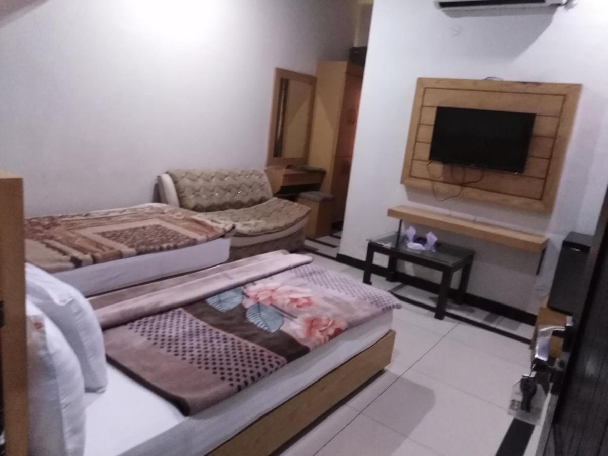 Hotel Multan Ngoại thất bức ảnh