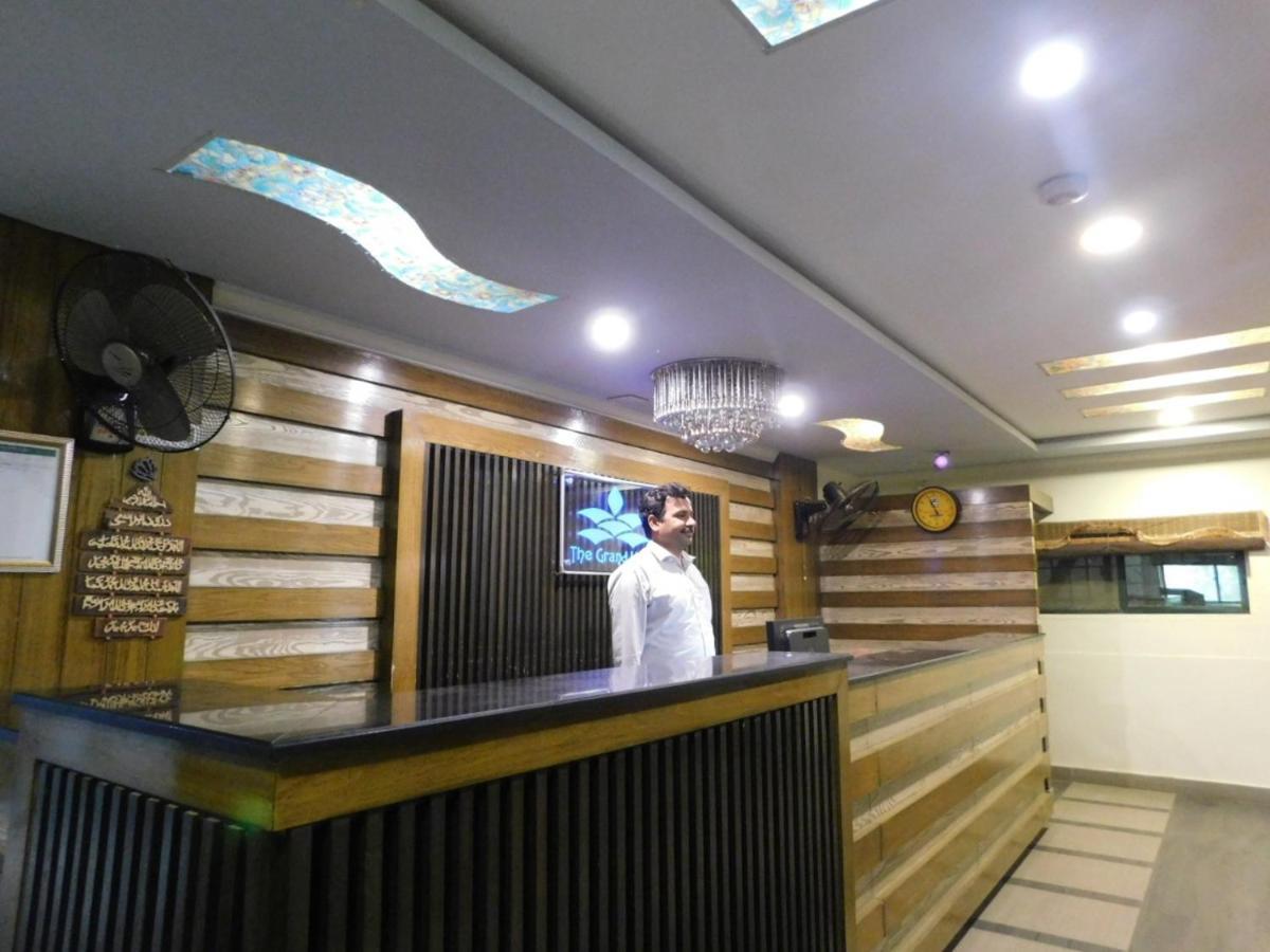 Hotel Multan Ngoại thất bức ảnh