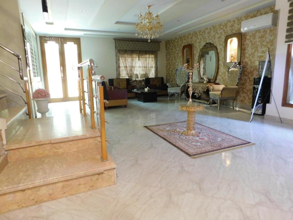 Hotel Multan Ngoại thất bức ảnh